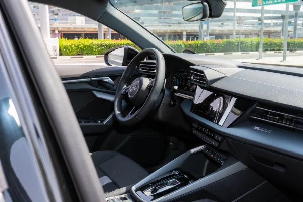 Black Audi A3 Photo 5