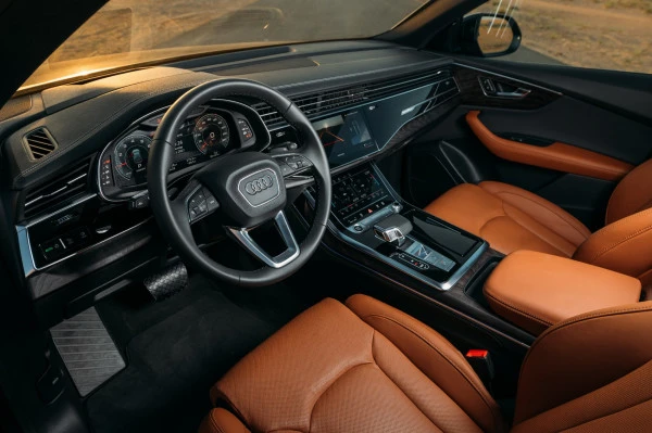Audi Q8