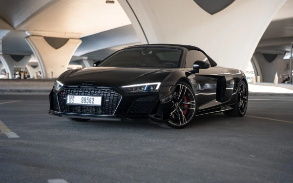 Black Audi R8 Spyder Photo 2