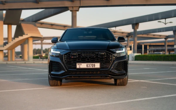 Audi RSQ8
