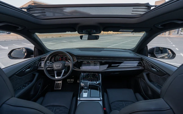 Audi RSQ8