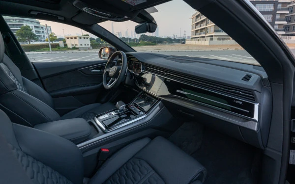 Black Audi RSQ8 Photo 6