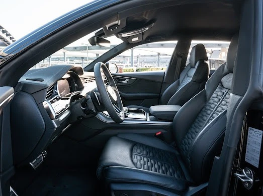 Audi RSQ8