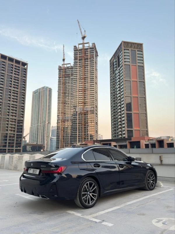 Black BMW 325 Photo 6