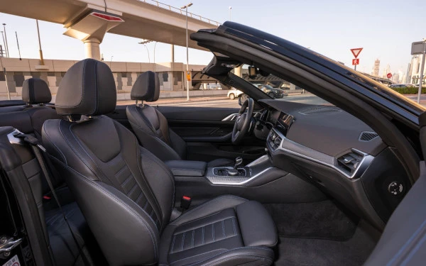 Black BMW 430i cabrio Photo 5