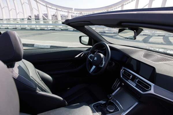 Black BMW 430i cabrio Photo 7