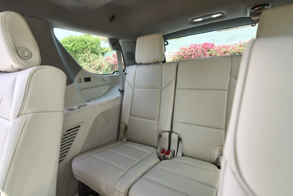 Black Cadillac Escalade Photo 16
