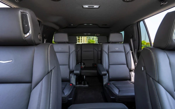 Black Cadillac Escalade Photo 8