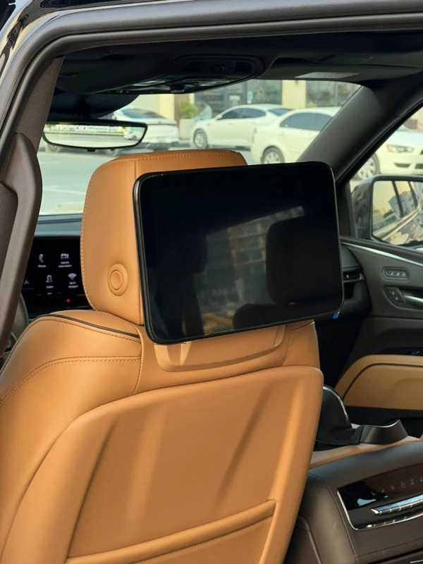 Black Cadillac Escalade Photo 6