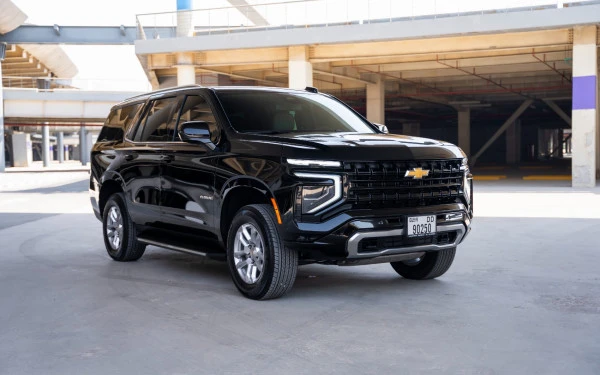 Black Chevrolet Tahoe Photo 6