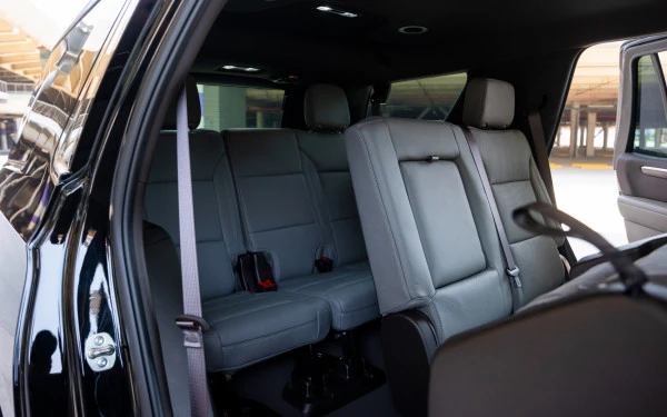 Black Chevrolet Tahoe Photo 13