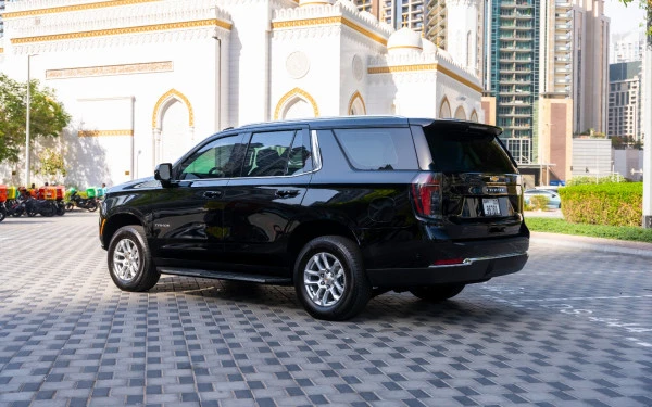Black Chevrolet Tahoe Photo 7
