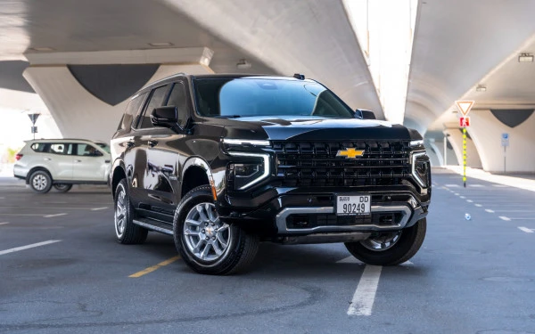 Black Chevrolet Tahoe Photo 6