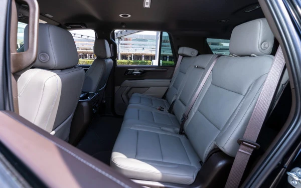 Black Chevrolet Tahoe Photo 10