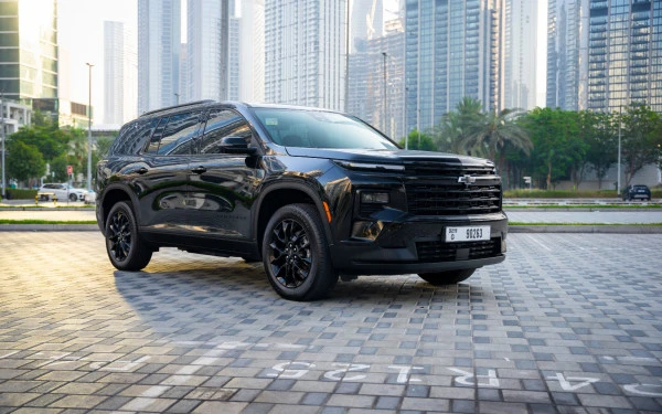 Black Chevrolet Traverse Photo 5