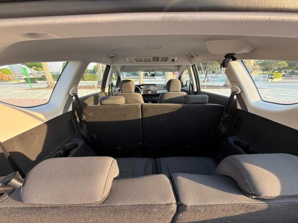 Hyundai Stargazer