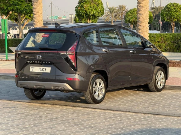 Hyundai Stargazer