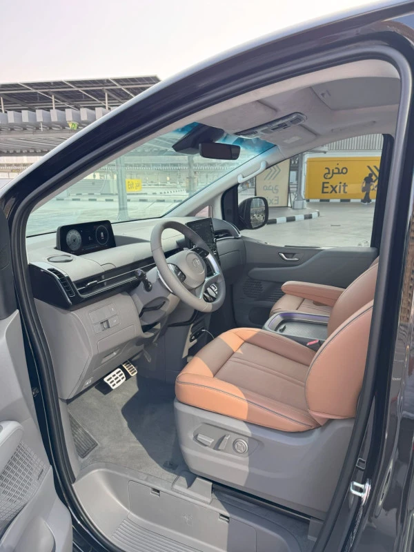 Hyundai Staria 7S