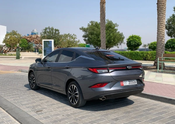 JAC J7
