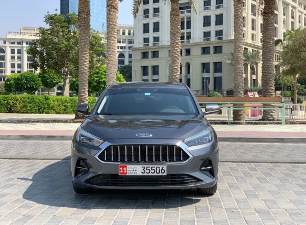 Black JAC J7 Photo 5