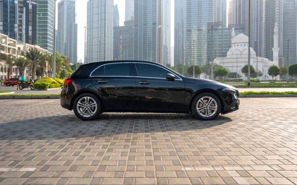 Black Mercedes A220 Photo 3