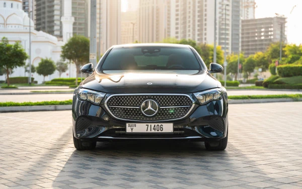 Mercedes E200