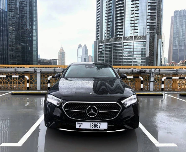 Mercedes E200