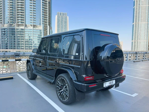 Black Mercedes G63 Photo 9