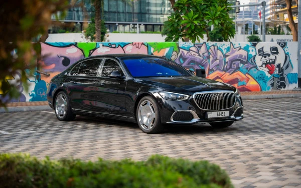 Black Mercedes Maybach S580 Photo 13