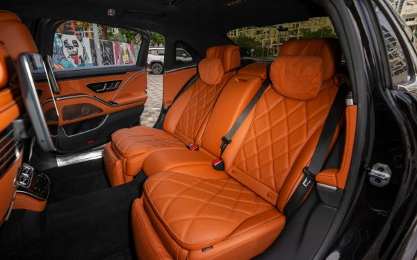 Black Mercedes Maybach S580 Photo 22