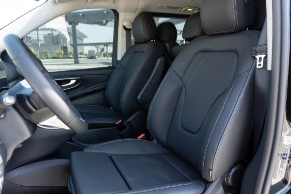 Mercedes V300 Avantgarde Extra Long