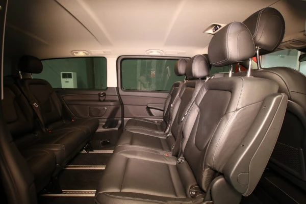 Mercedes V250
