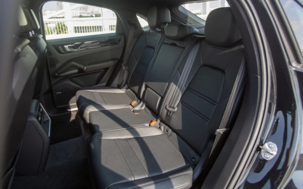 Porsche Cayenne coupe