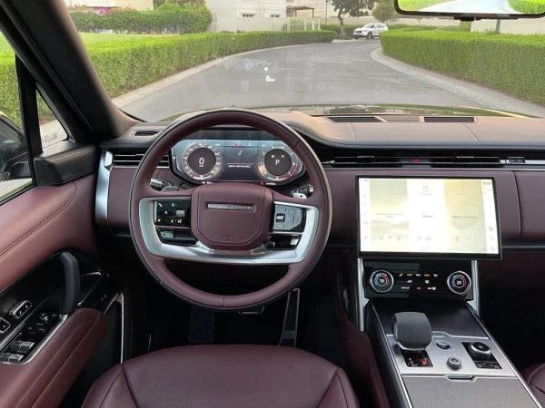 Black Range Rover Vogue Photo 5