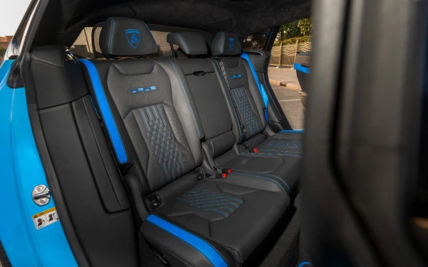 Blue Lamborghini Urus Photo 25