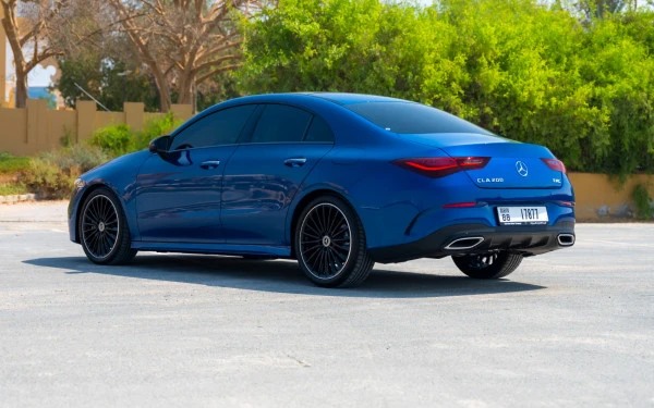Mercedes CLA200