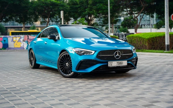 Blue Mercedes CLA200 Photo 19