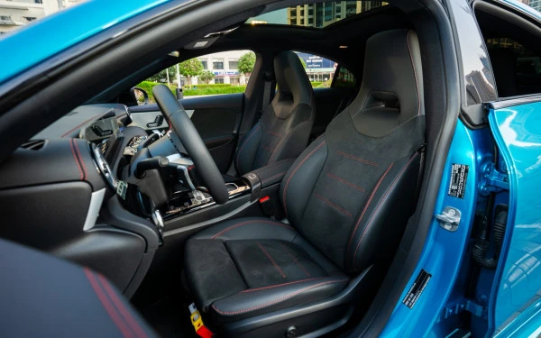 Blue Mercedes CLA200 Photo 22