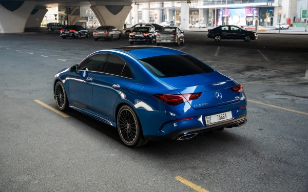 Mercedes CLA200