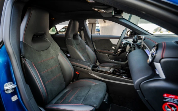 Blue Mercedes CLA200 Photo 10