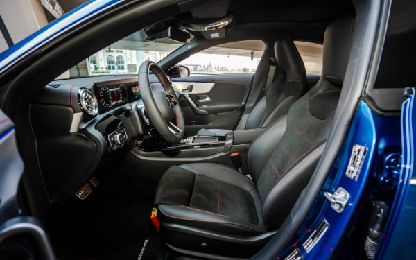 Blue Mercedes CLA200 Photo 17