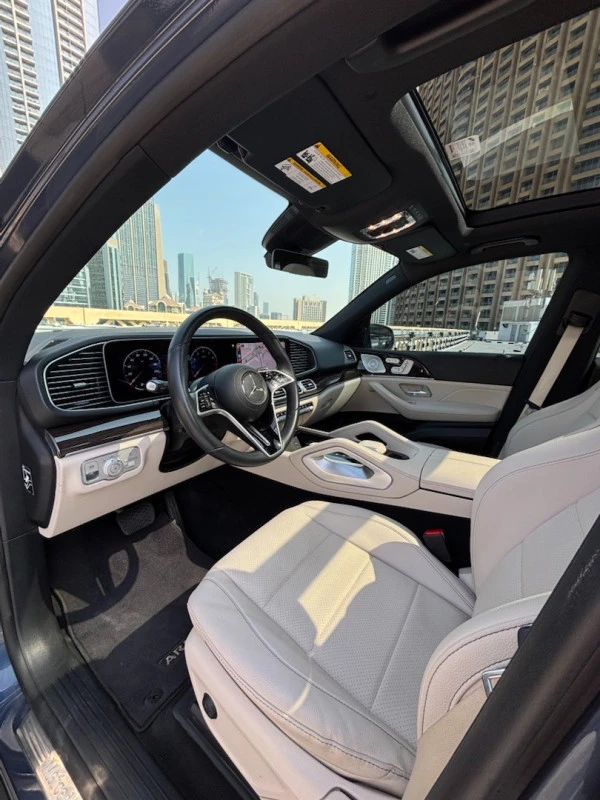 Blue Mercedes GLE 350 Photo 8