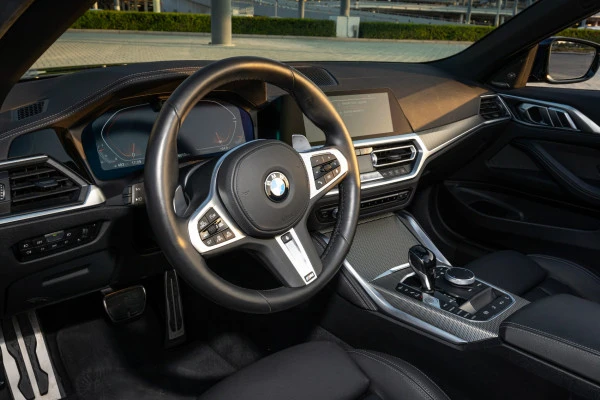 Dark Blue BMW 430i cabrio Photo 5