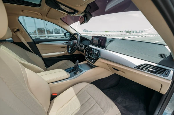 BMW 520i