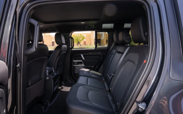 Range Rover Defender
