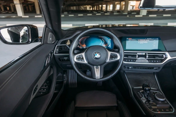 Green BMW 430i cabrio Photo 5