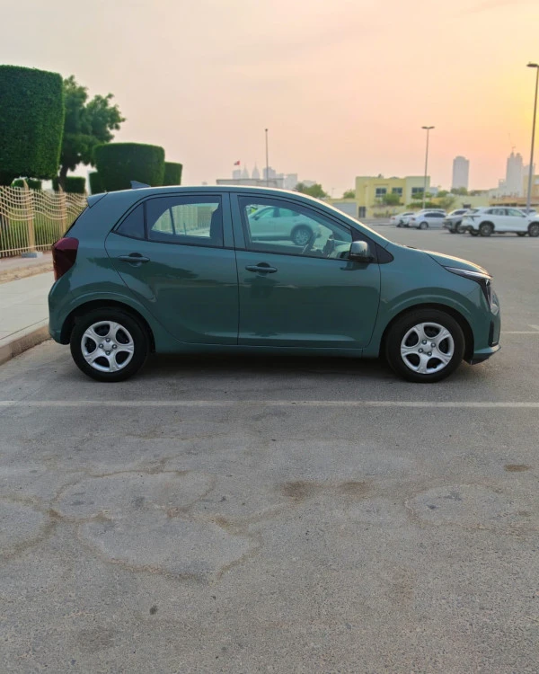Green KIA Picanto Photo 5