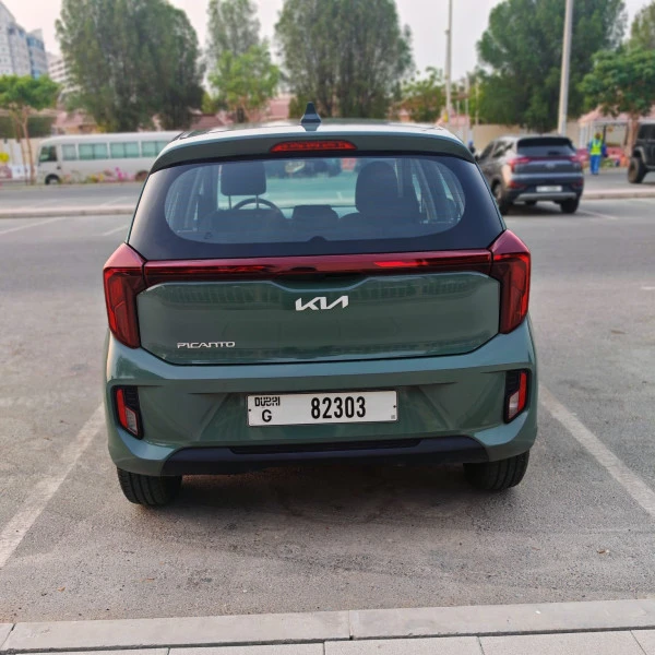 Green KIA Picanto Photo 6