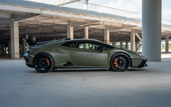 Lamborghini Huracan STO