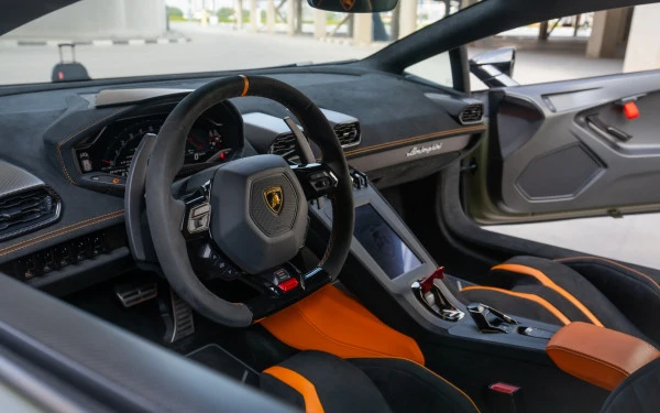 Green Lamborghini Huracan STO Photo 5